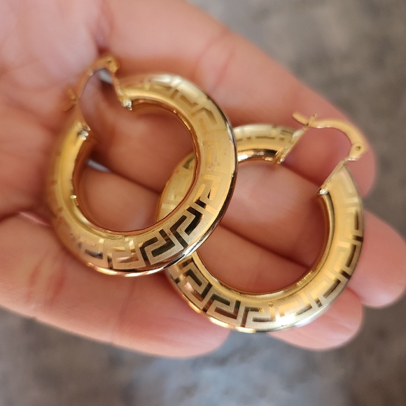 New 18K Gold Plated Greek Key Pattern Circle Hoop Earrings for Women